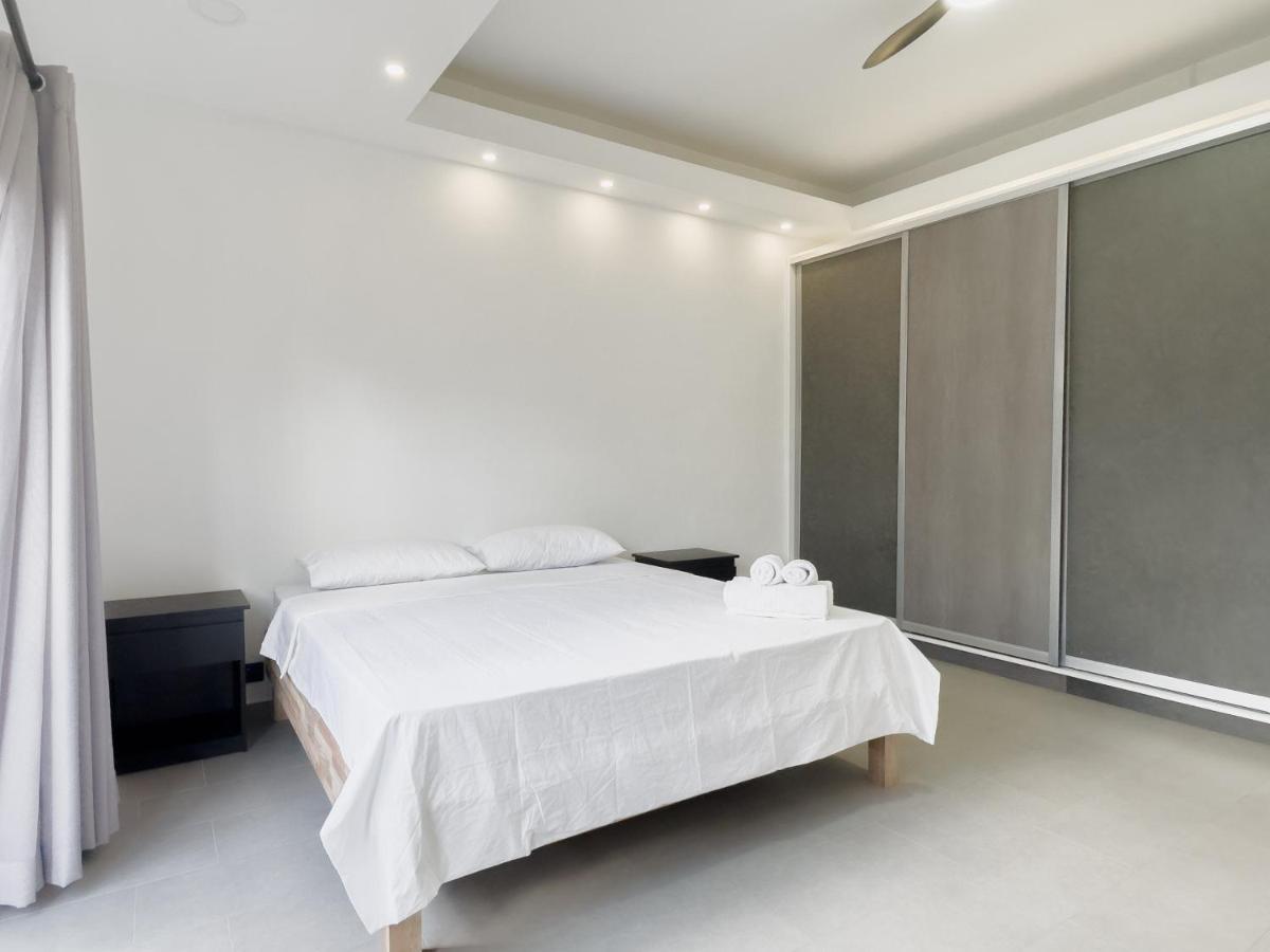 Spacious 4 Bedrooms With Infinity Pool Villa