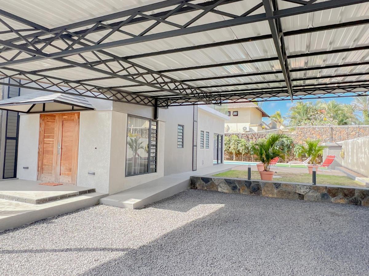 Spacious 4 Bedrooms With Infinity Pool